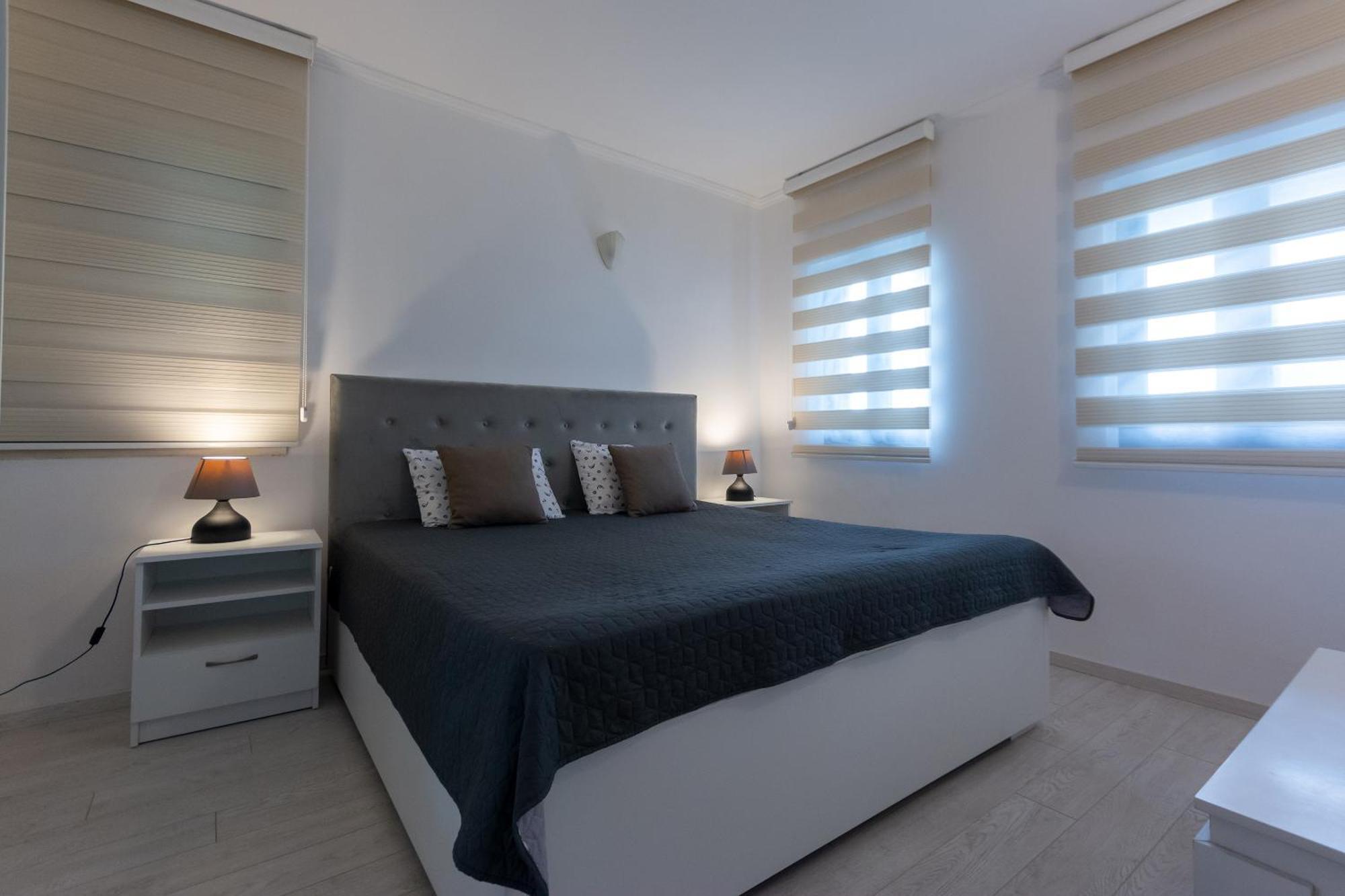 Sea Pearl Apartments Rafailovici Exterior photo